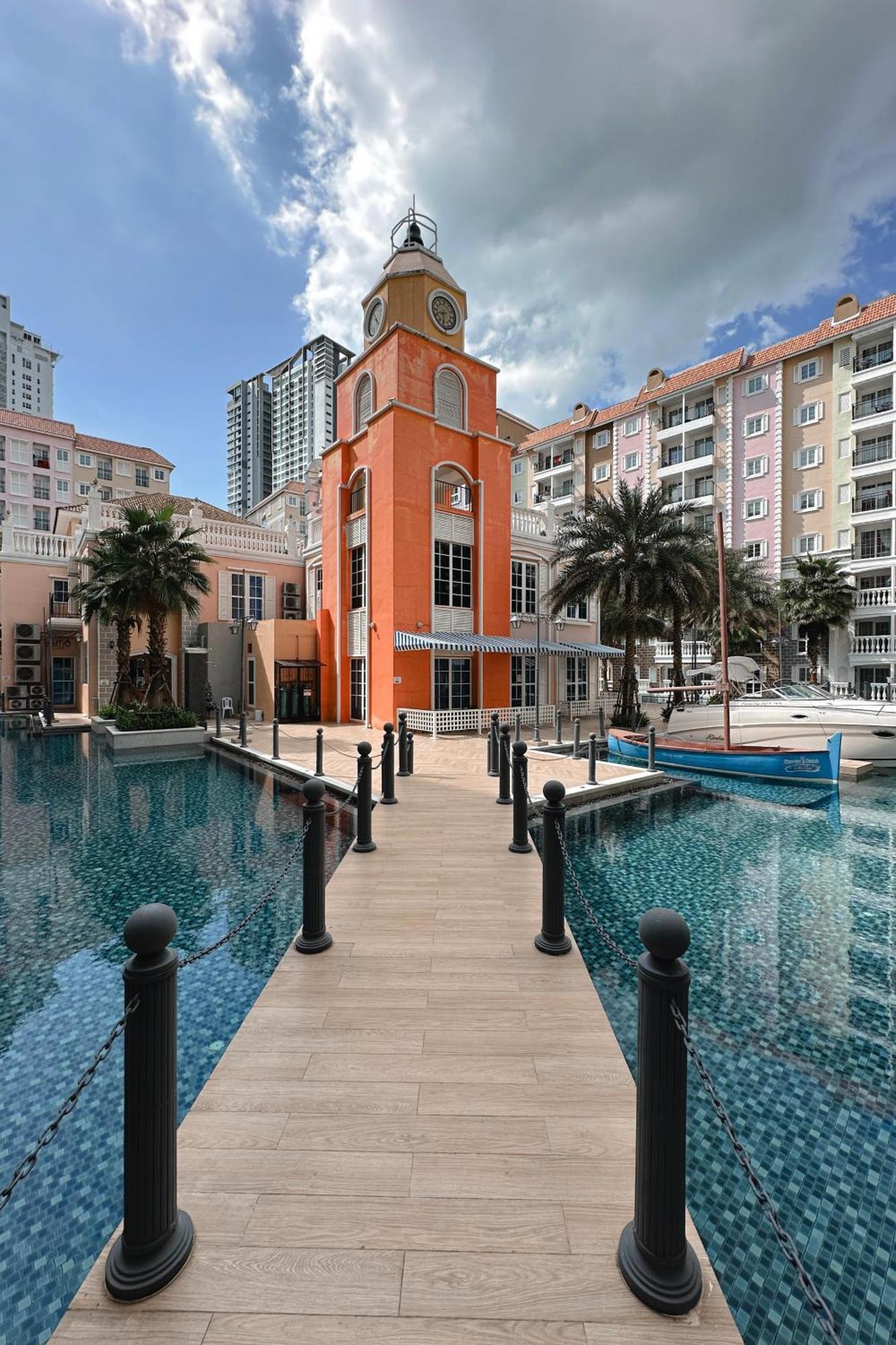Appartement Seven Seas Cote D'Azur Jomtien Pattaya Amazing Pool à Na Chom Thian Extérieur photo